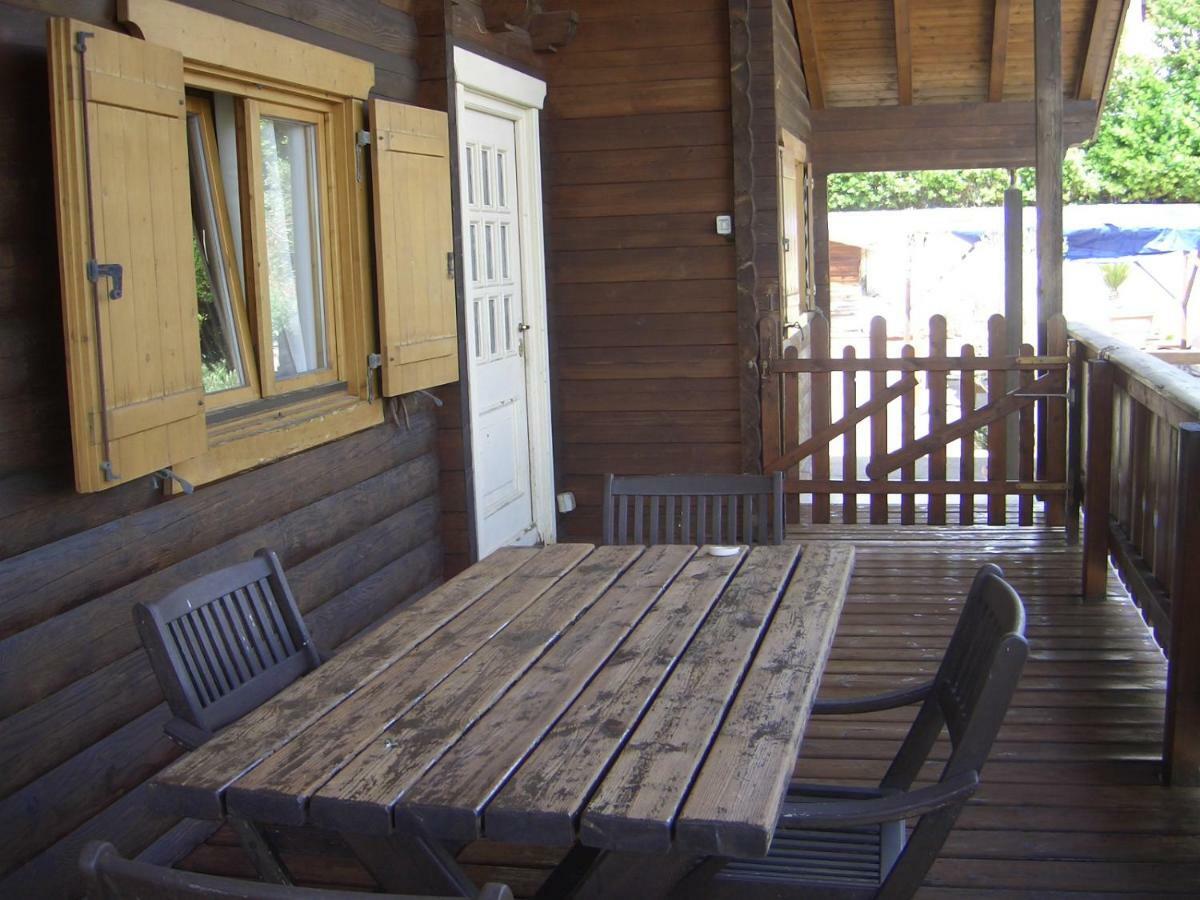 Chalet L Oasi Di Ambra 8 Posti Letto Con Uso Piscina Ardea Exterior foto
