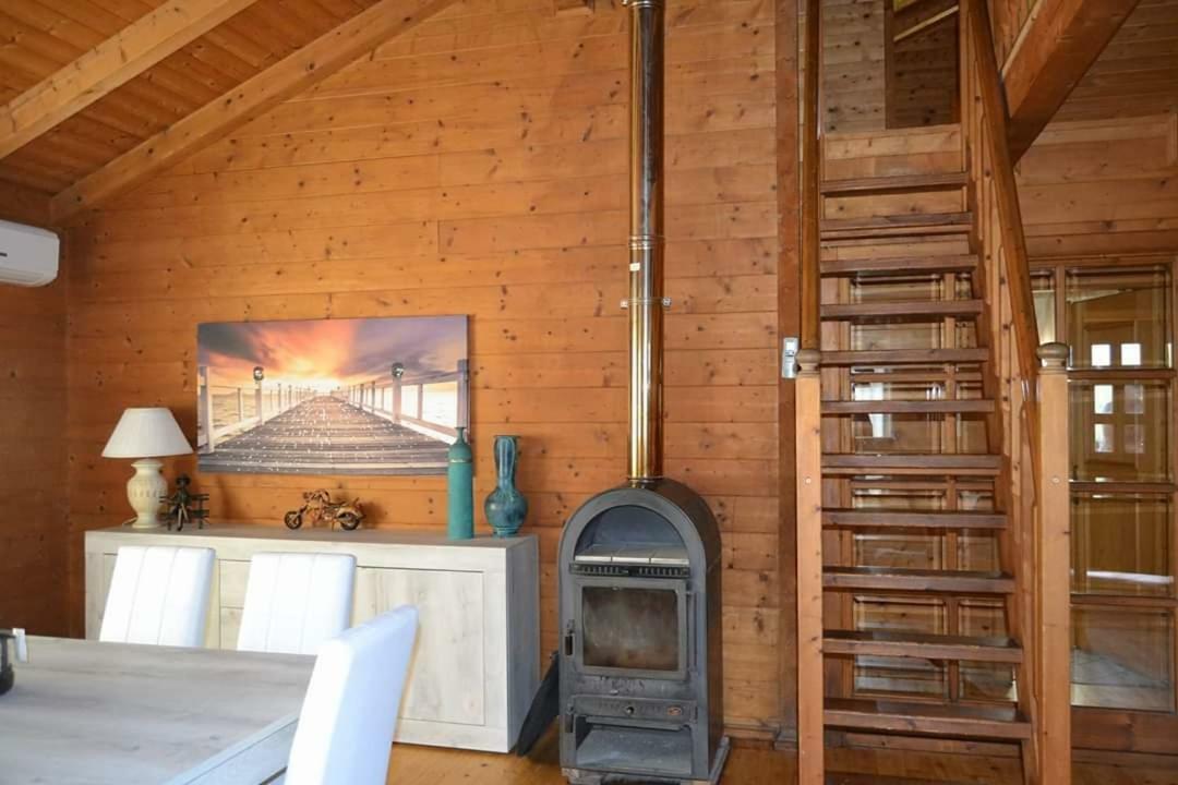 Chalet L Oasi Di Ambra 8 Posti Letto Con Uso Piscina Ardea Exterior foto
