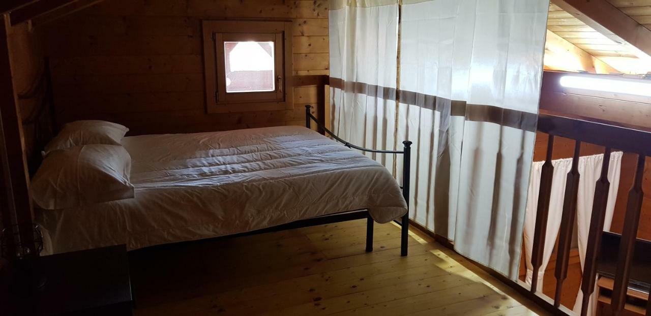 Chalet L Oasi Di Ambra 8 Posti Letto Con Uso Piscina Ardea Exterior foto